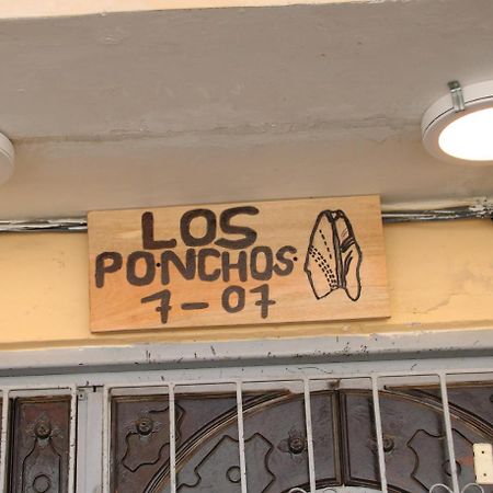 Hospedaje Los Ponchos Otavalo Dış mekan fotoğraf