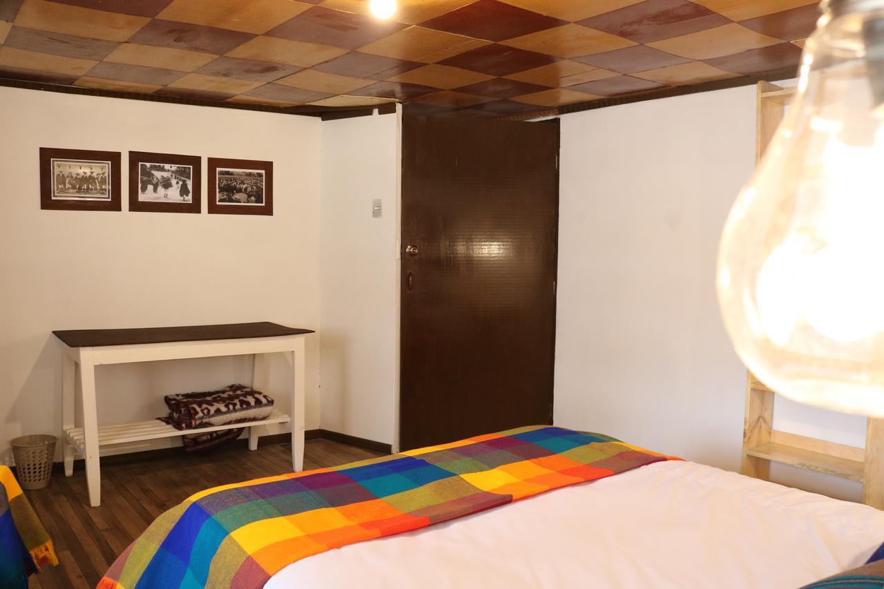 Hospedaje Los Ponchos Otavalo Dış mekan fotoğraf