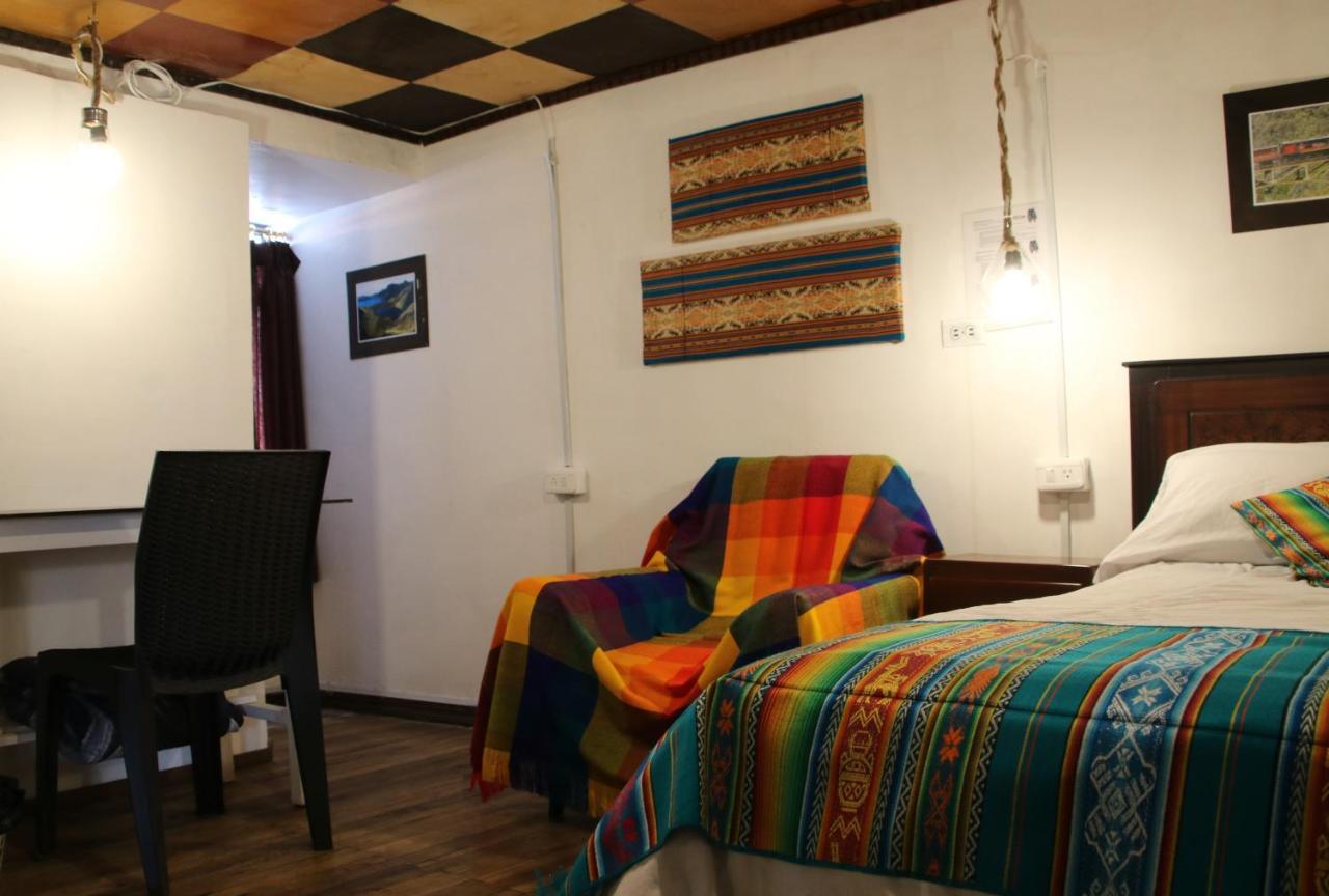 Hospedaje Los Ponchos Otavalo Dış mekan fotoğraf