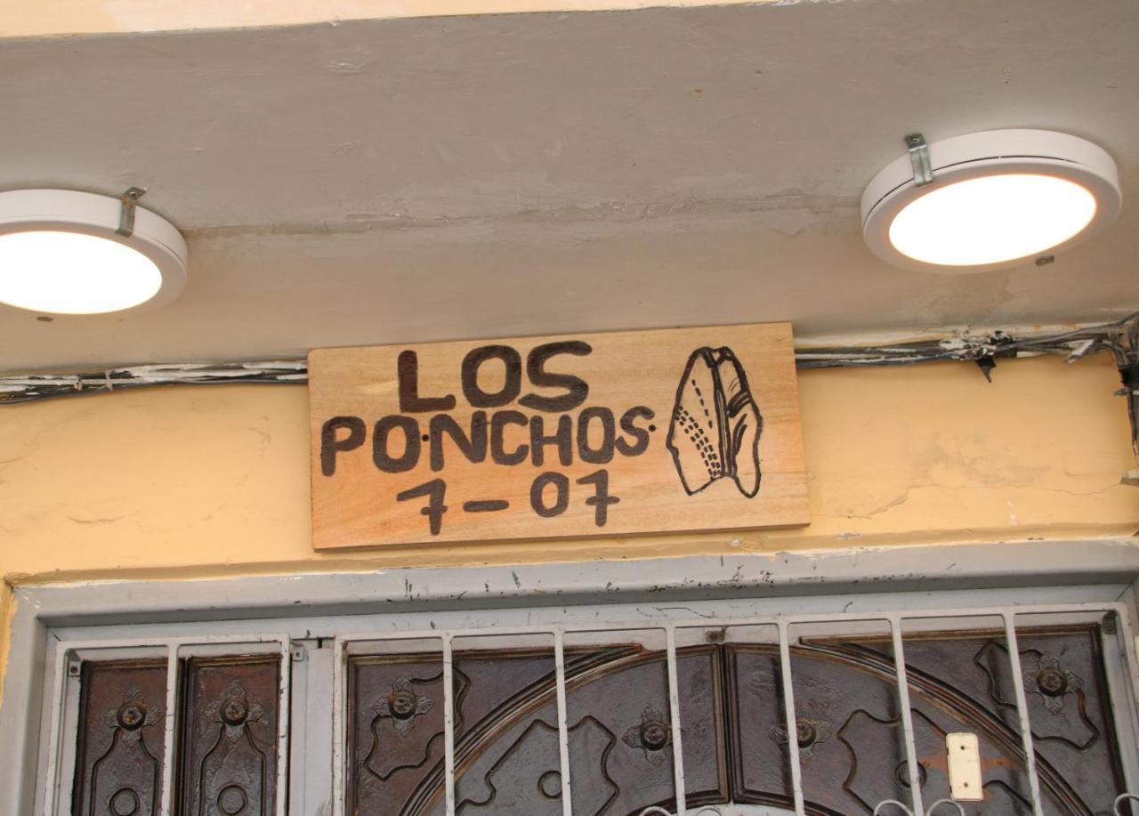 Hospedaje Los Ponchos Otavalo Dış mekan fotoğraf